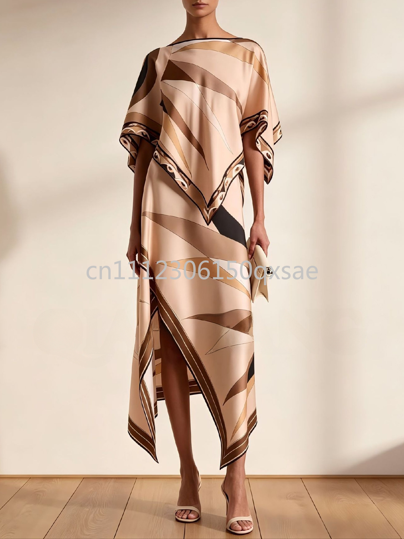 Streetwear Brand Logo Design - Luxuriöses Design: Khaki-Umhangkleid-Set für Damen mit
